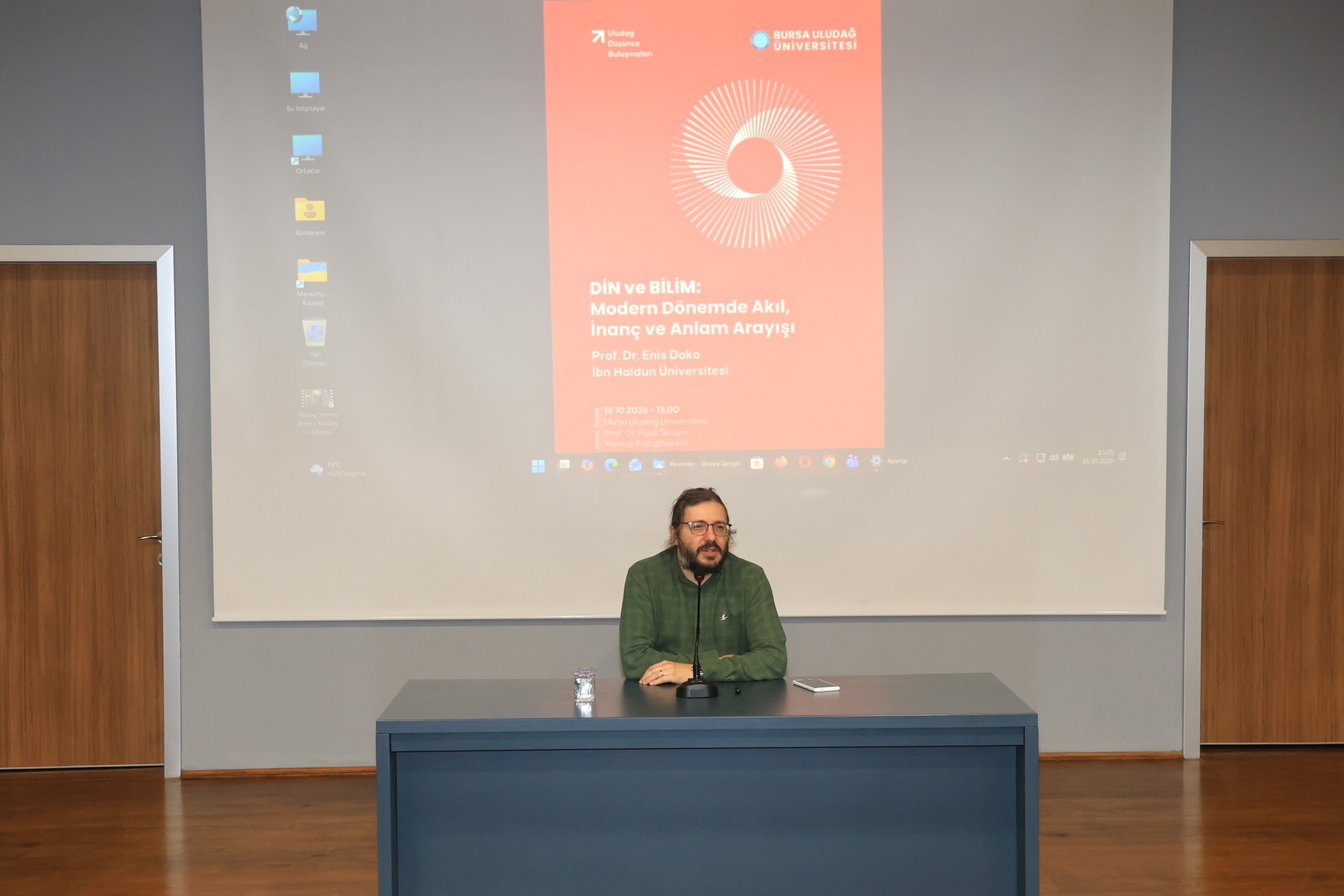 BUÜ’de "Din ve Bilim" ilişkisi konuşuldu
